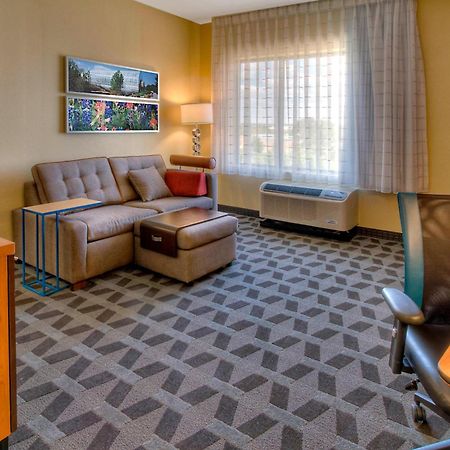 Towneplace Suites Oklahoma City Airport Eksteriør billede