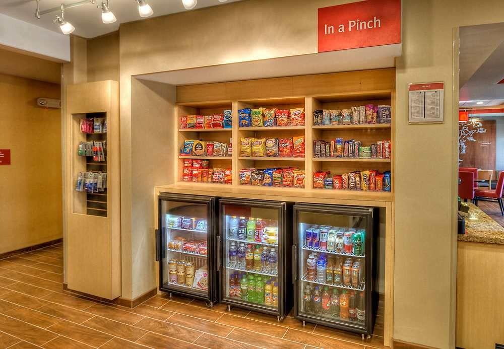 Towneplace Suites Oklahoma City Airport Eksteriør billede
