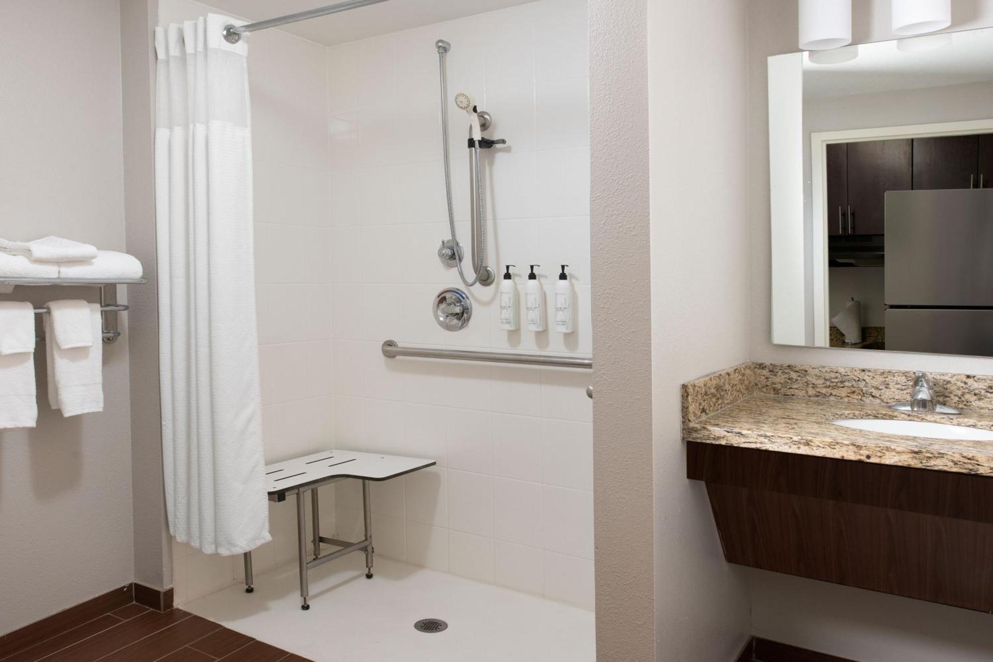 Towneplace Suites Oklahoma City Airport Eksteriør billede