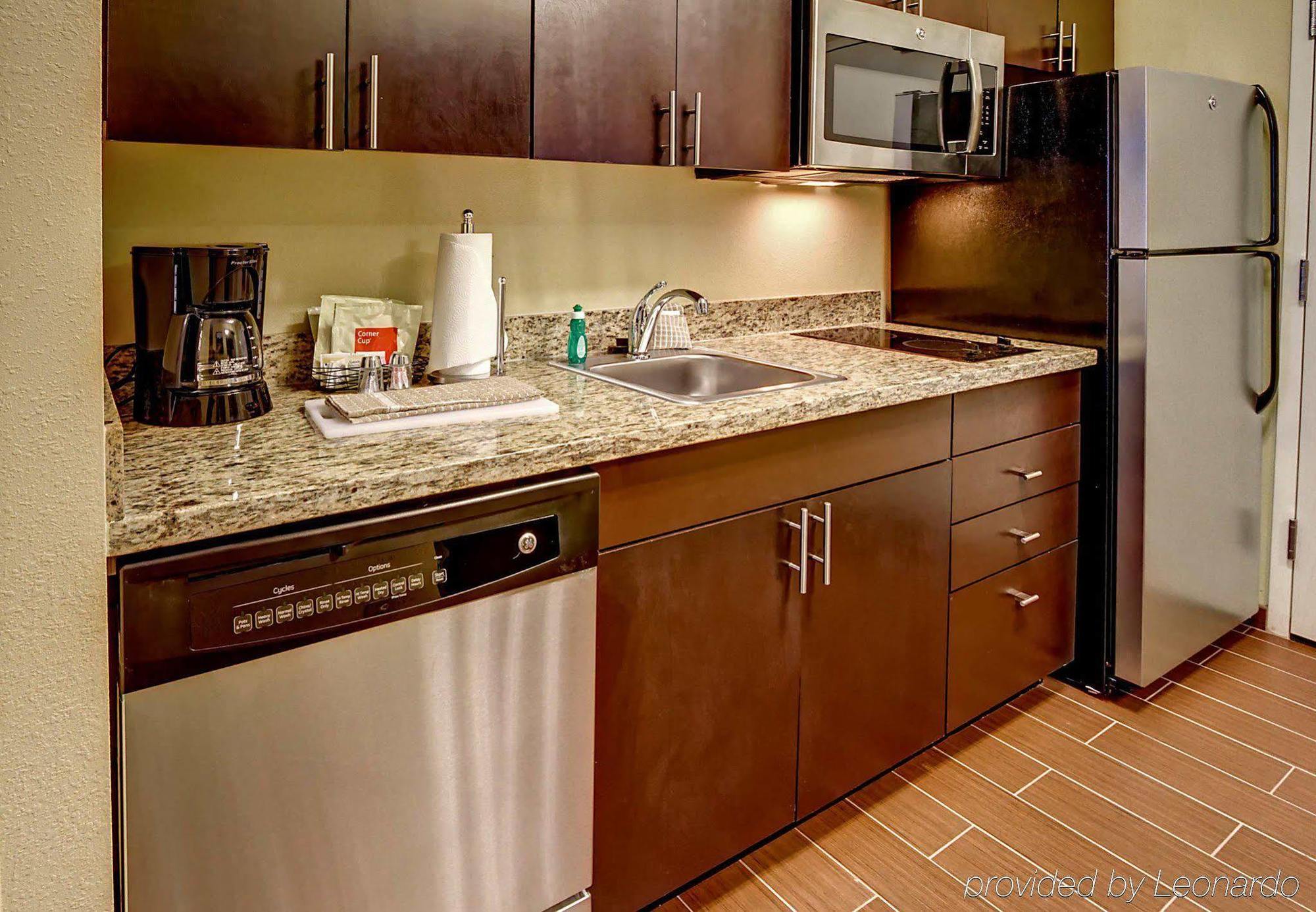 Towneplace Suites Oklahoma City Airport Eksteriør billede