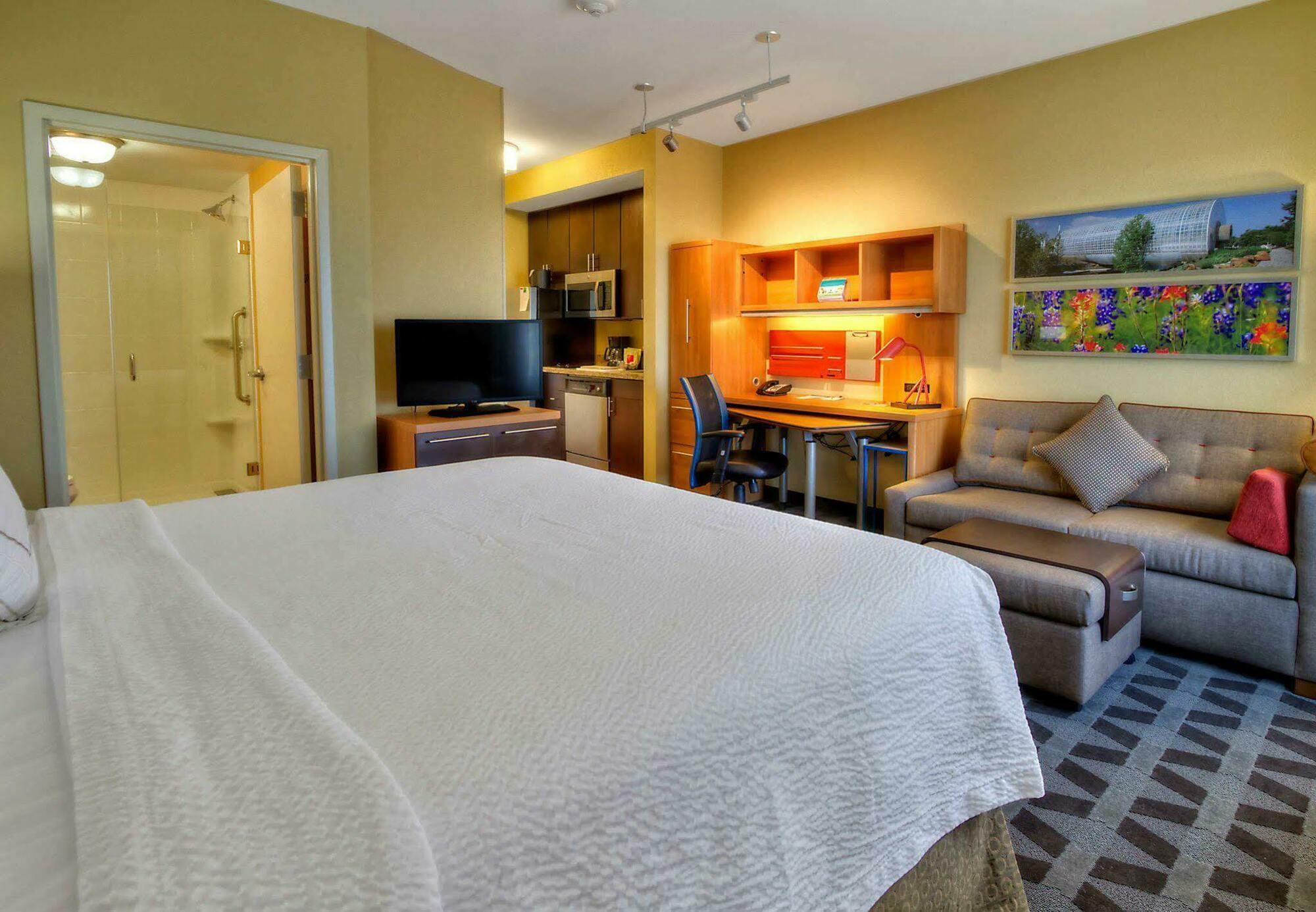 Towneplace Suites Oklahoma City Airport Eksteriør billede
